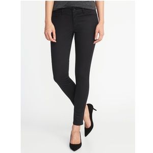 🔴 JEANS BOGO 50% off 🔴NWOTRockstar Skinny